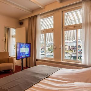 Comfort Zimmer mit Kingsize-Bett